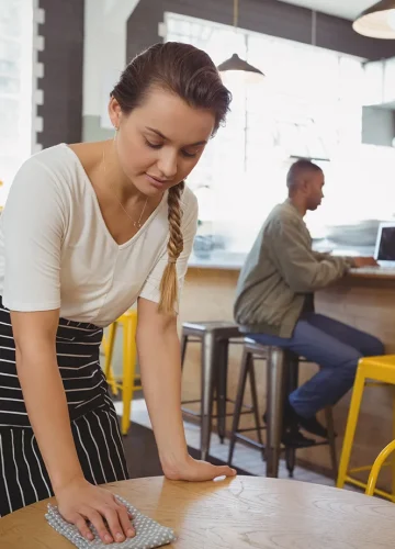 waitress-cleaning-table-2021-08-28-16-46-15-utc